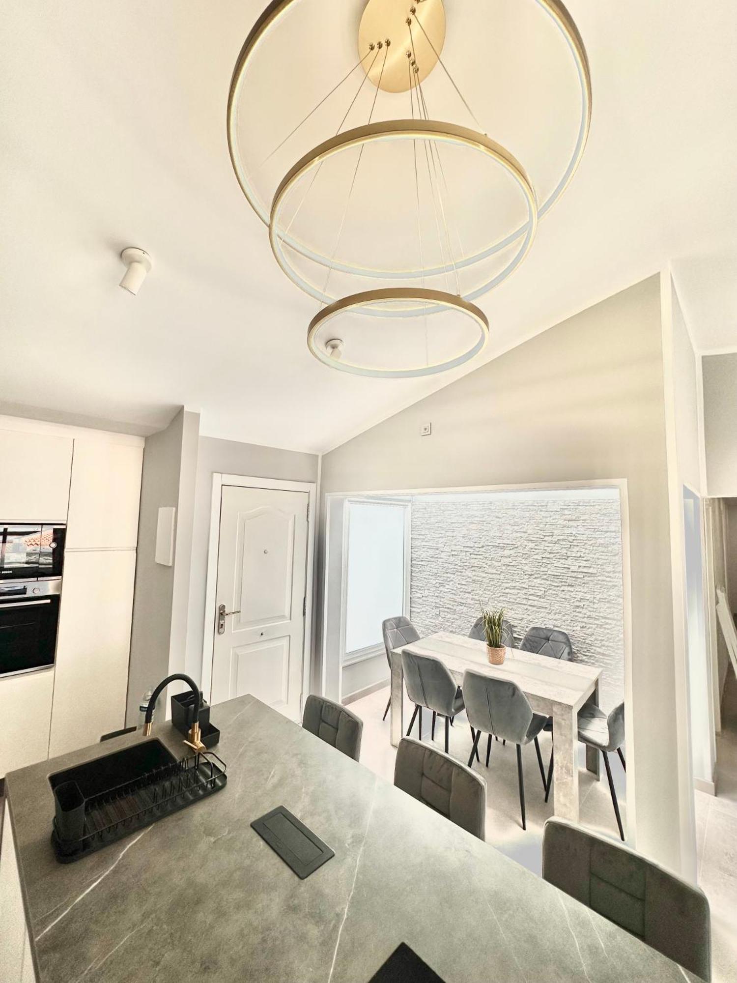Luxury Renevapartment Island Village 아데제 외부 사진