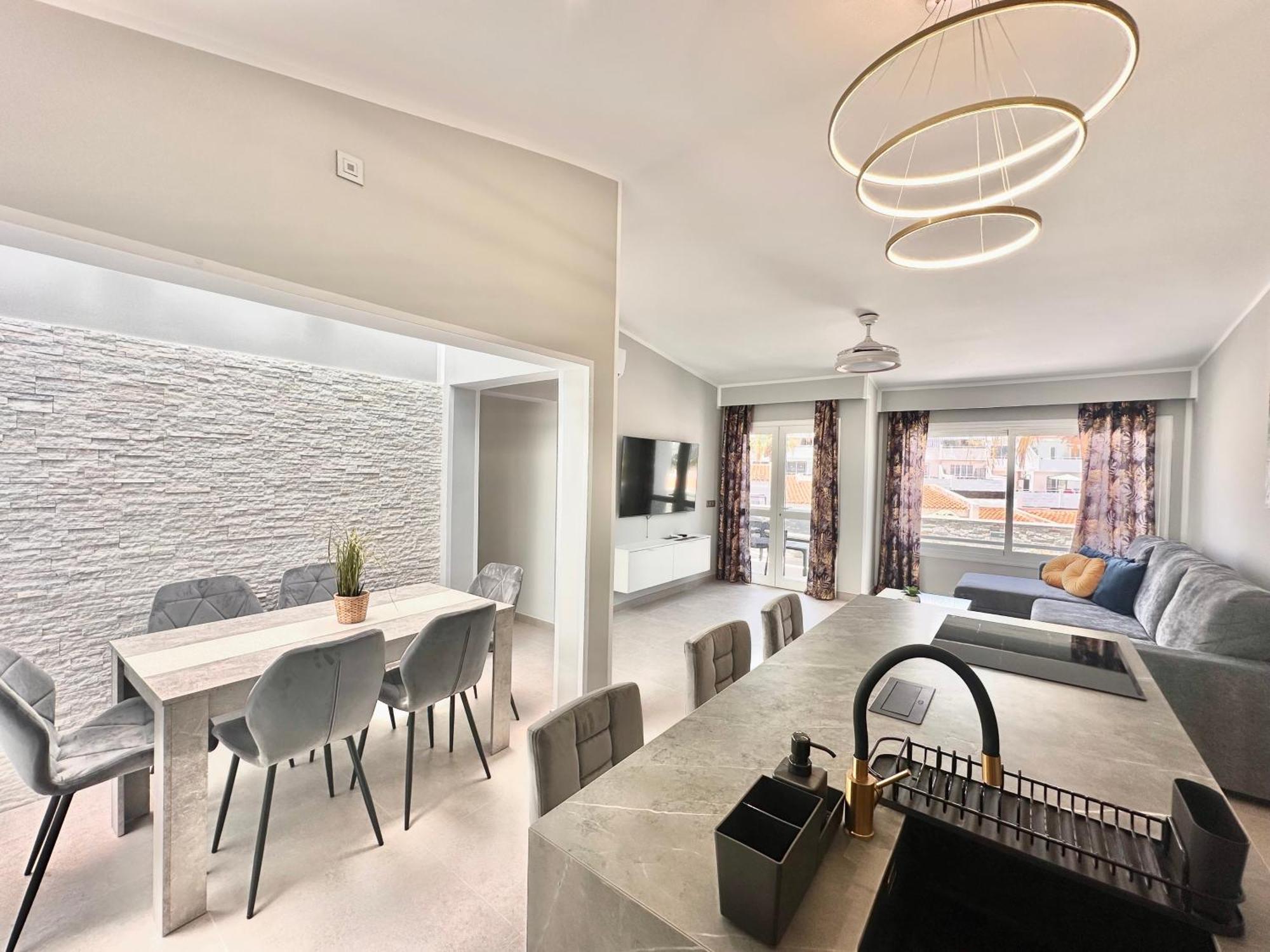 Luxury Renevapartment Island Village 아데제 외부 사진