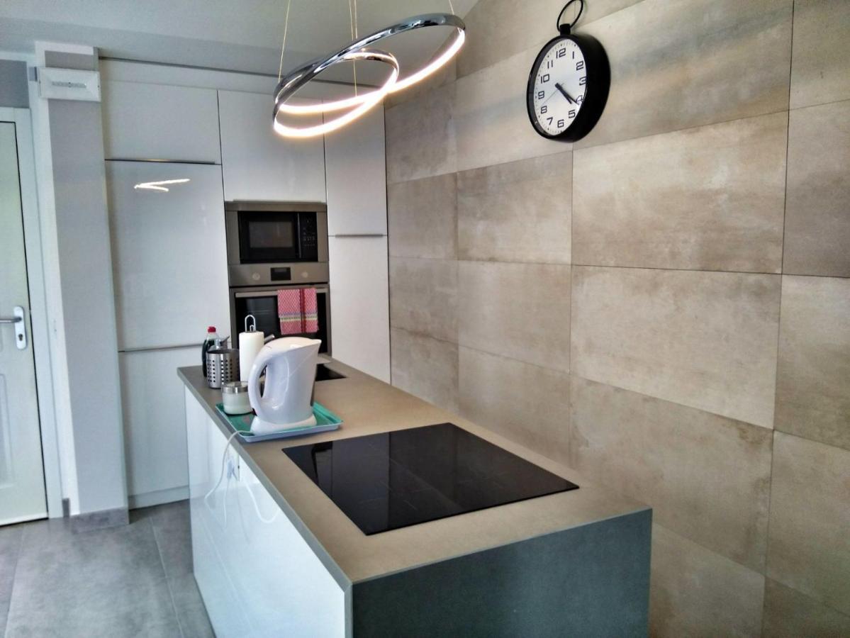 Luxury Renevapartment Island Village 아데제 외부 사진