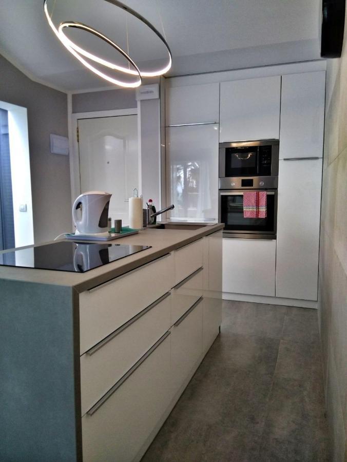 Luxury Renevapartment Island Village 아데제 외부 사진